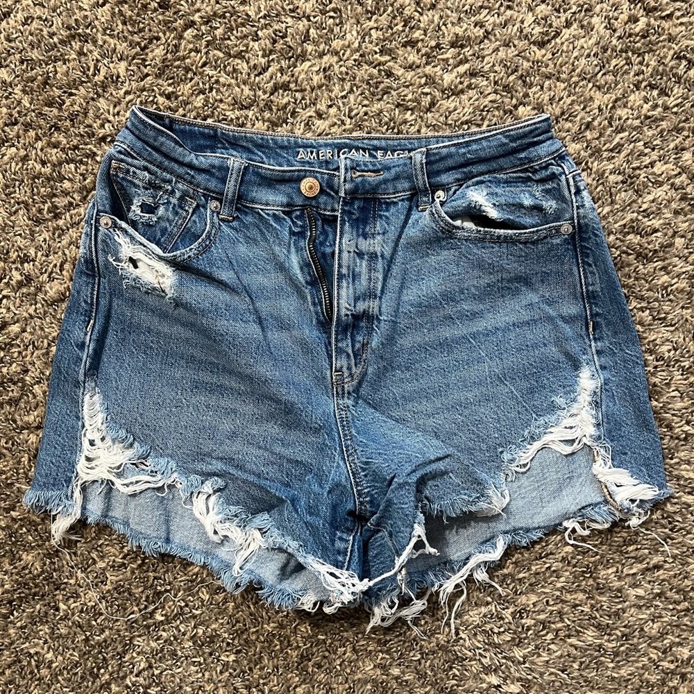 AE Highest Rise Mom Jean Shorts